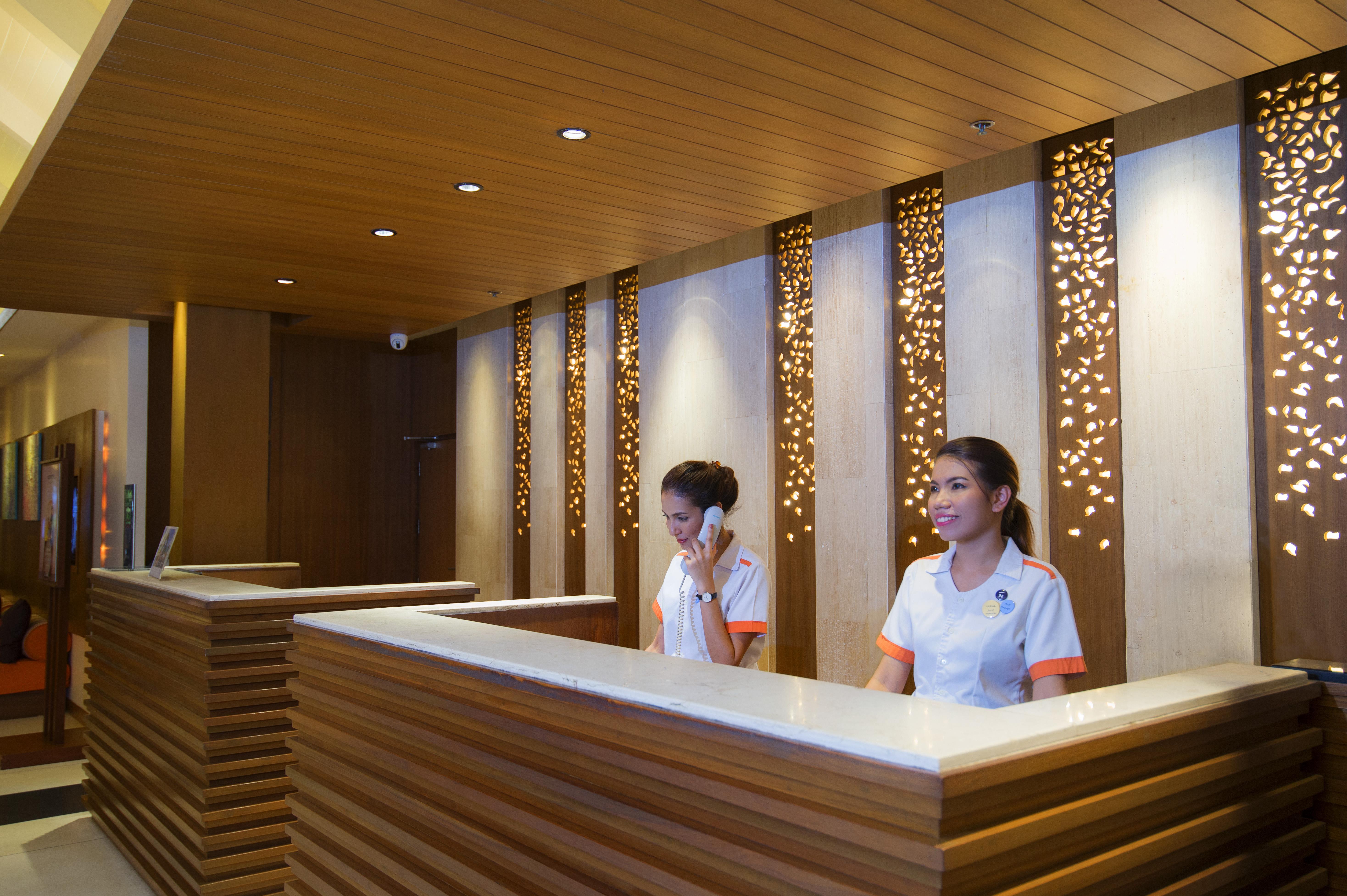 Holiday Inn Resort Phuket Surin Beach By Ihg Praia de Surin Exterior foto
