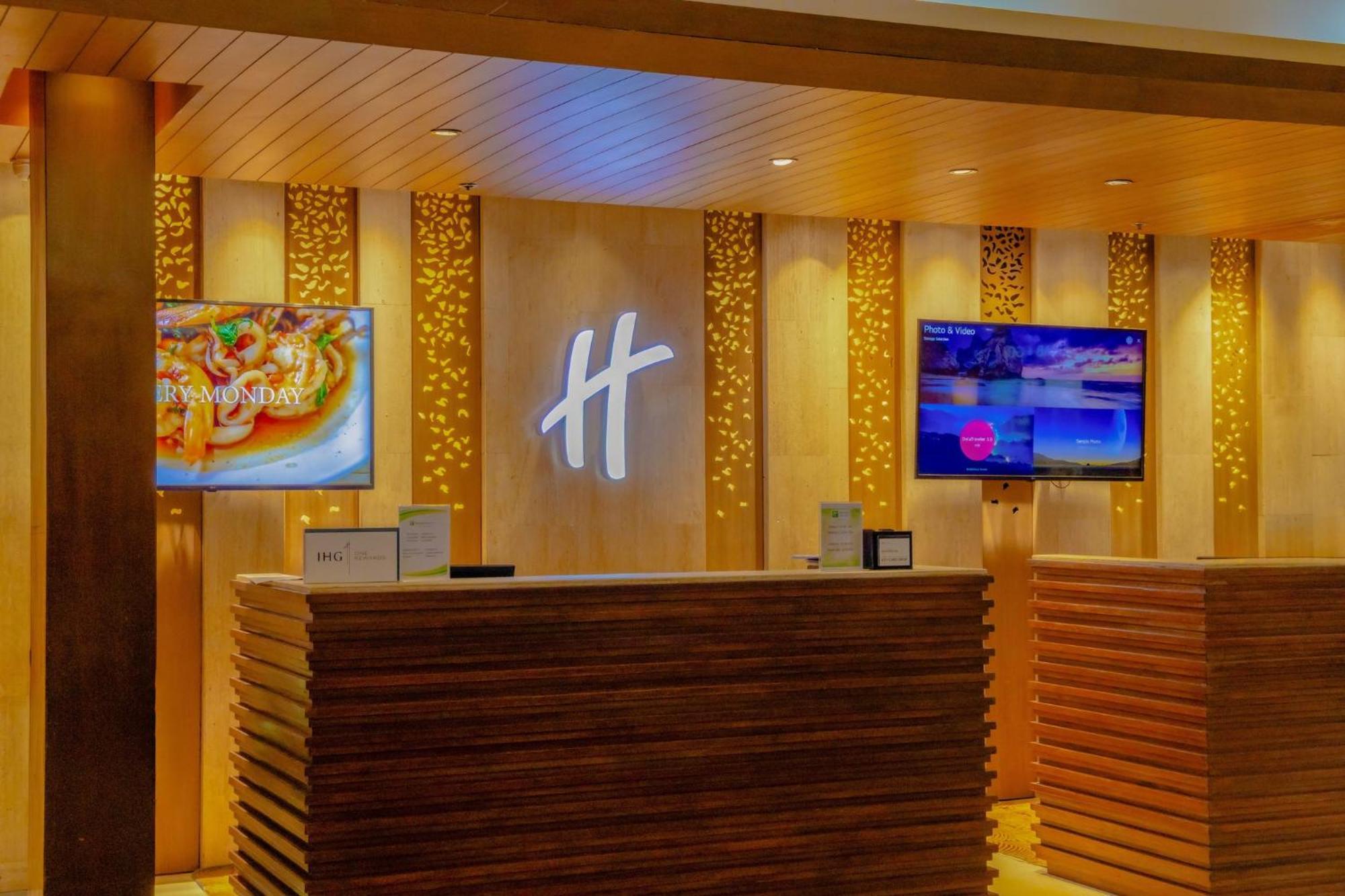 Holiday Inn Resort Phuket Surin Beach By Ihg Praia de Surin Exterior foto