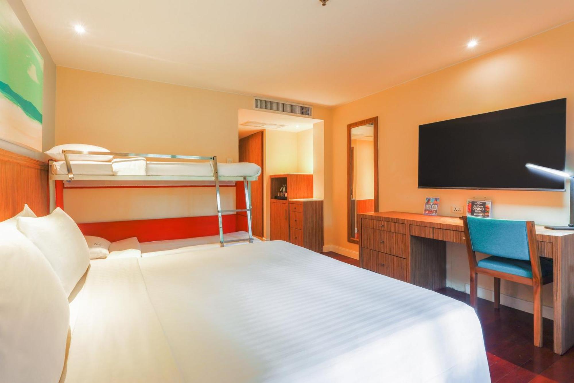 Holiday Inn Resort Phuket Surin Beach By Ihg Praia de Surin Exterior foto